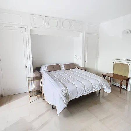 Luxueux Et Spacieux Avec Terrasse Apartment