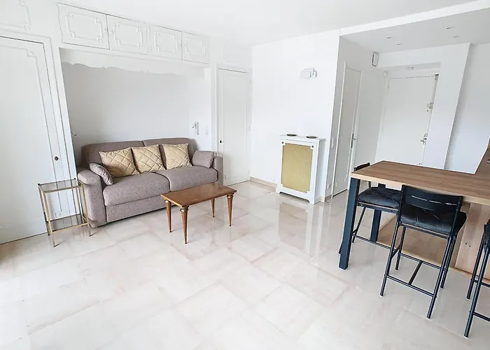 Luxueux Et Spacieux Avec Terrasse Daire *