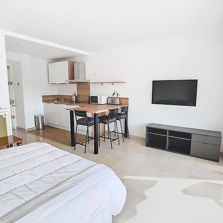 Luxueux Et Spacieux Avec Terrasse Apartamento Cannes